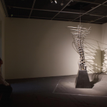 龙卷风，不锈钢，电击，铁， 70 x 70 x 240 cm, 2011