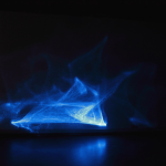 源于起始点，镭射，电击，玻璃杯，亚克力，尺寸依据现场，2007